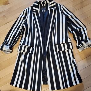 Dynamite black and white striped blazer size medium
